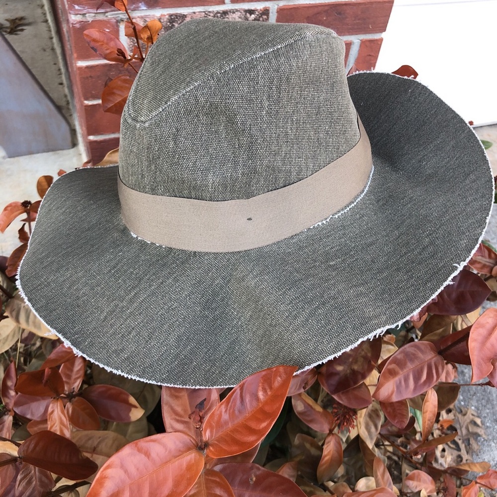 Zara Hat